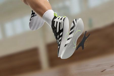 科思创复合材料增强高性能运动鞋